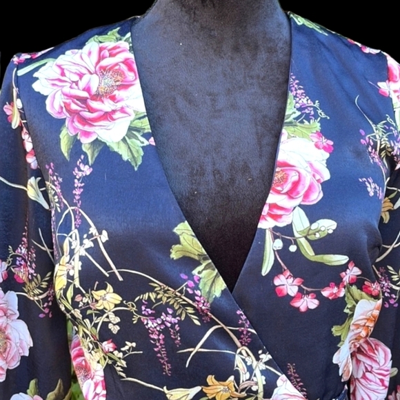 ASOS Parisian Black Mauve Floral Satin Wrap Maxi Dress Side Tie Slit Sz 4 NWOT - Picture 8 of 15